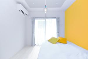 Metro Gate by Tranova