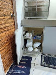 Family Airconditioned Room with Balcony & Parking in Cabuyao 2-storey house