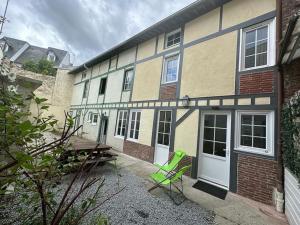 Petite maison place du marché
