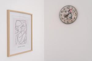 Elegant Studio by the Beach in Ireon on Semi Basement Level