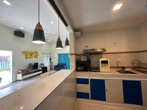 Blue cottage AFamosa resort villa with pool ktv