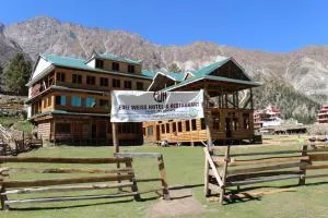 Edel wiess Hotel, Fairy Meadows - Astor