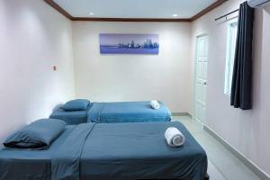 3 plus 1BR Ocean Breeze Villa Brad House Patong