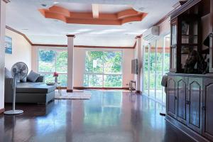 3 plus 1BR Ocean Breeze Villa Brad House Patong