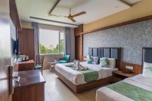 Hotel Amritsar International 2 min walk from Amritsar Bus Stand