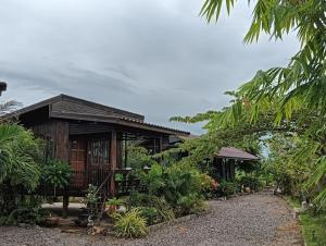 สุขเสมอ โฮมสเตย์ (Suk-Samer homestay)