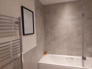 Modern Flat Close to Heathrow Airport & Central London