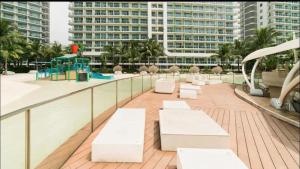 DT Suites and Resorts at Azure Paranaque