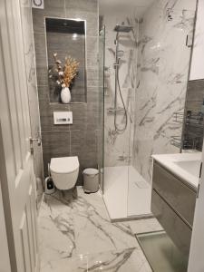 Moderne Wohnug mit Terrasse