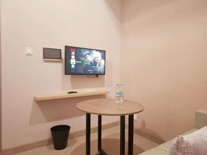 Menara Jakarta Condo JI Expo PRJ by Blezz