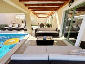 Villa Daniela mit Pool in Bale, bei Rovinj für 4-6 Personen 