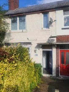 Double bed rooms in Meadowhall, Tinsley - Brightside