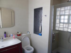 Très grande maison lumineuse