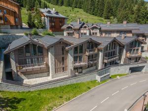 Appartement neuf 3 chambres, garage couvert à Courchevel - FR-1-562-65