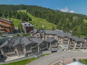 Appartement neuf proche pistes, 4 chambres avec sauna et cheminée - FR-1-562-63