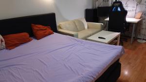 Entire cozy apartment just for you