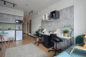 Zeus Apartments Economy