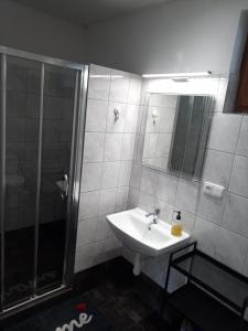 Nižbor samostatný domek v zahradě