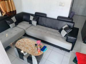 Fatur komodo home stay