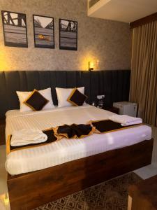 HOTEL JBS Minerva Grand