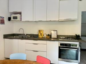 La Belle Donne maison 7 personnes baby foot PS4 - ventilateurs