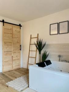 Le petit bain du Logis