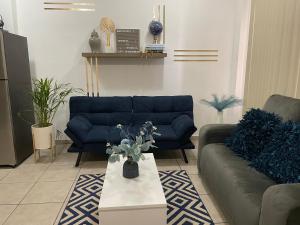 Agradable depto con estacionamiento y portón eléctrico