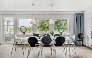 3 Bedroom Amazing Home In Vesløs