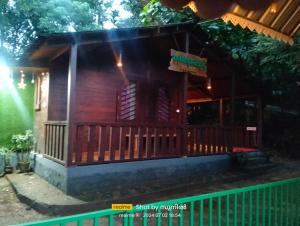 TREKKING TRAILS ECO STAY