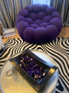 Snowy Purple Condo Sandton