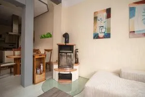 Ferienwohnungen Vogelnest zentral in Mühlhausen mit Pool - Felchta