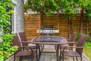 Glengarry Haus Spacious 2BR Home Away From Home