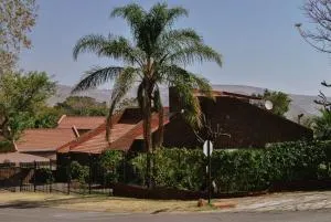 Yolandré - Kroondal