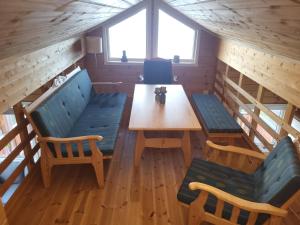 Sjursnes Mountain Lodge