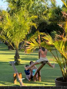Guarajuba feitoparavoce - conforto e charme à beira do lago, lazer completo, próximo a praia, na melhor localização de Guarajuba