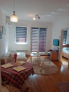 Dora Apartman - Mirijevo