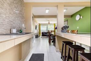 A solo 10 min de la playa en el centro de Cancún