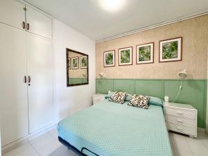 Apartsalou Blau Mari