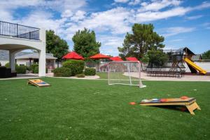 LeFairview Chateau- Pickleball Heated Pool Jacuzzi