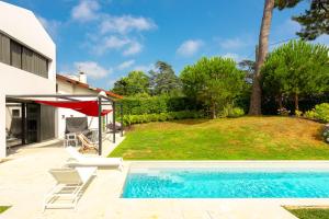 LES PINS - KEYWEEK swimming pool garden biarritz