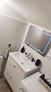 Appartements Sous les toits de Millau - Appartement cosy et chaleureux : photos des chambres