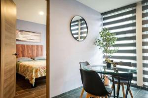 Modern 1BR apartment with Smart Access & Parking