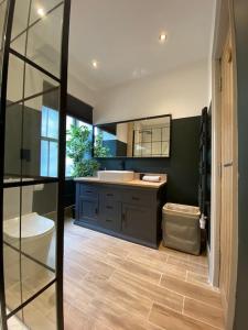 Stylish & Spacious Town Centre Duplex Apartment