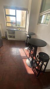 Modern rooms available close to the beach in Humewood