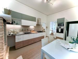 Garden Lodge by Veneto Villa