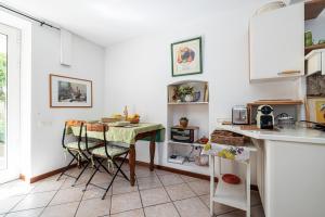 Appartements Les Orangers - Happy Rentals : photos des chambres
