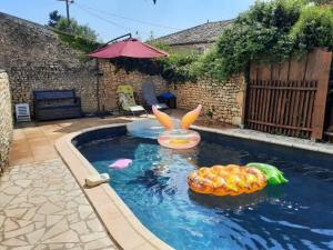 Maisons de vacances Havre de paix en Charente Maritime avec 3 formules d hebergement sur mesure de 1 a 14 voyageurs : photos des chambres