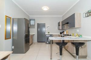 Good Luck Homes - 2br Apartment