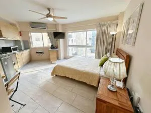 BEST Studio, Pool & Gym, River view from terrace - Ensanche Ozama