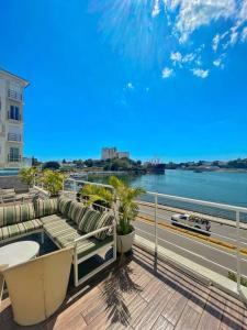 BEST Studio, Pool & Gym, River view from terrace